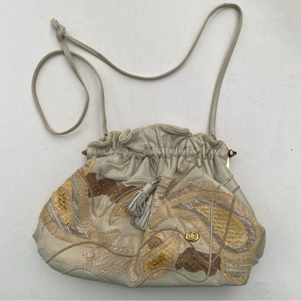 Vintage Carlo Fiori of Italy putty cream brown leather tassel shoulder bag purse